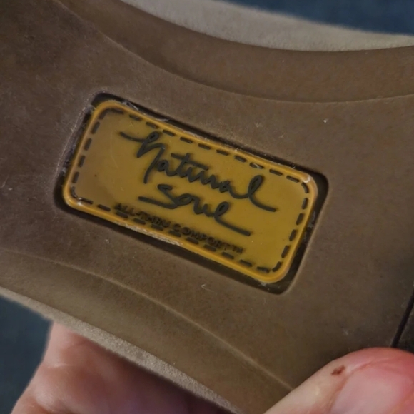 Natural Soul Women's Beige Loafers - Picture 3 of 5